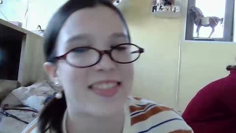 nessa2007 online show from May 2026 01:43:02 PM