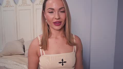 Snapshot of new_dee chatting on March 2026 11:49:02 AM new dee online show from March 2026 11:49:02 AM