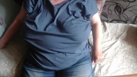 Snapshot of new_milf chatting on May 2026 07:56:02 AM Lilly online show from May 2026 07:56:02 AM