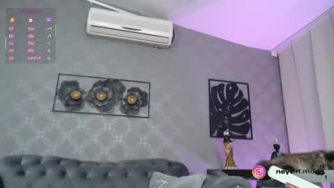 Snapshot of neytiri_moon chatting on May 2026 12:01:01 PM Sandra online show from May 2026 12:01:01 PM
