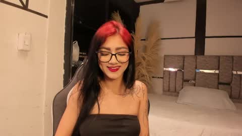 Snapshot of nezukoo_1 chatting on June 2026 10:26:01 PM nezukoo_1 online show from June 2026 10:26:01 PM