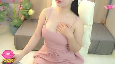 nhatlinhnguyen online show from September 2025 07:54:02 AM