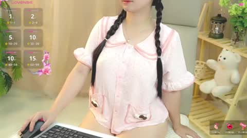 Snapshot of nhatlinhnguyen chatting on May 2026 08:22:01 AM nhatlinhnguyen online show from May 2026 08:22:01 AM