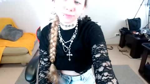 nica_kawaii online show from March 2026 06:30:01 AM