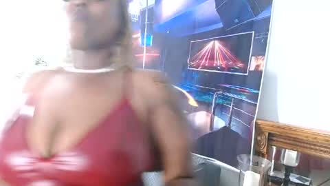 Snapshot of niceandsavvy chatting on July 2026 04:52:02 AM NICE AND SAVVY online show from July 2026 04:52:02 AM
