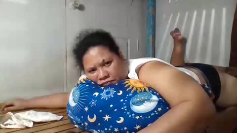 Snapshot of niceasianpussy chatting on October 2025 03:47:02 PM niceasianpussy online show from October 2025 03:47:02 PM