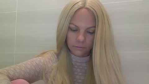 Amber online show from October 2025 09:28:01 AM