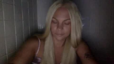 Snapshot of nicecolddrink2 chatting on June 2026 11:48:01 AM Amber online show from June 2026 11:48:01 AM