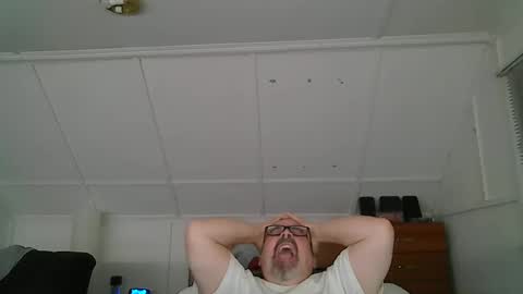 niceguy7208 online show from September 2025 02:49:01 AM