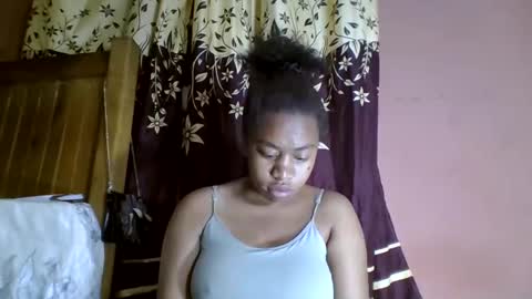 Snapshot of nicelly01 chatting on April 2026 02:42:01 AM nicelly01 online show from April 2026 02:42:01 AM