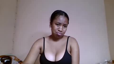 Snapshot of nicelly01 chatting on May 2026 03:05:01 PM nicelly01 online show from May 2026 03:05:01 PM