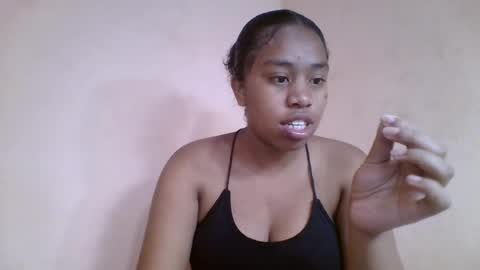 Snapshot of nicelly01 chatting on June 2026 06:27:02 AM nicelly01 online show from June 2026 06:27:02 AM