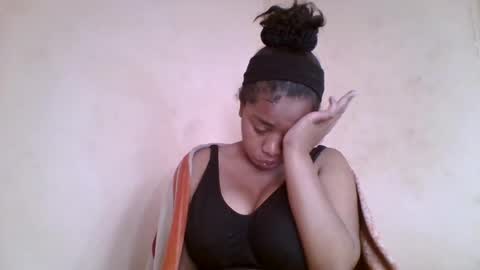 Snapshot of nicelly01 chatting on July 2026 07:02:01 AM nicelly01 online show from July 2026 07:02:01 AM