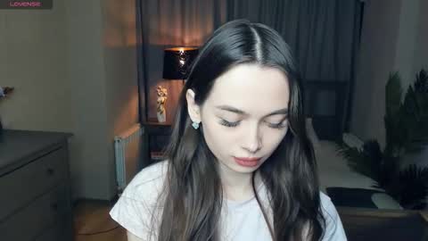 Snapshot of nichelledorris chatting on February 2026 07:34:02 PM Nicole online show from February 2026 07:34:02 PM