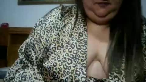 Snapshot of nicholle chatting on April 2026 10:01:01 PM Nicholle online show from April 2026 10:01:01 PM