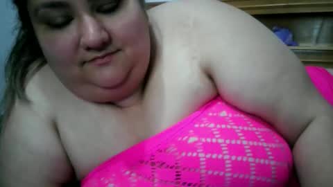 Snapshot of nicholle chatting on April 2026 10:29:02 PM Nicholle online show from April 2026 10:29:02 PM