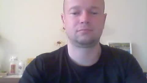 Snapshot of nick1990b chatting on April 2026 05:37:01 PM nick1990b online show from April 2026 05:37:01 PM