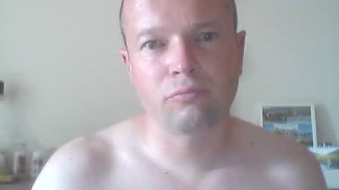 Snapshot of nick1990b chatting on June 2026 04:40:02 PM nick1990b online show from June 2026 04:40:02 PM