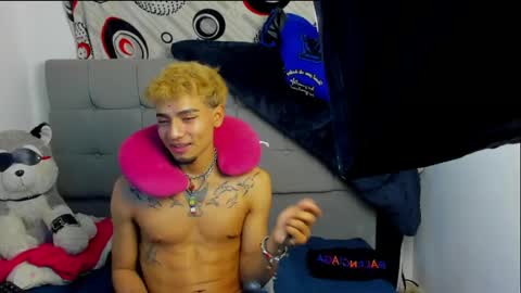 nick_acosta online show from May 2026 01:00:02 AM