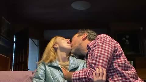 Snapshot of nick_and_bennie chatting on October 2025 07:20:02 PM Nick f and Bennie m online show from October 2025 07:20:02 PM