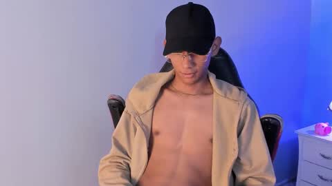 Nick online show from September 2025 08:36:01 PM