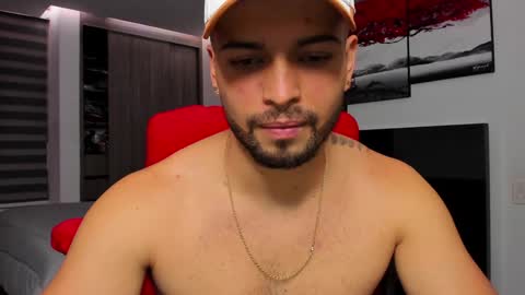 Snapshot of nick_klaus chatting on February 2025 11:50:01 PM Nick Klaus online show from February 2025 11:50:01 PM