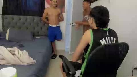 Snapshot of nick_master2 chatting on March 2026 10:25:01 PM nick_master2 online show from March 2026 10:25:01 PM