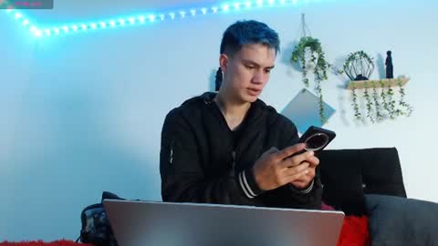 Snapshot of nick_torn chatting on July 2026 05:51:02 PM Nick online show from July 2026 05:51:02 PM