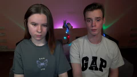 Snapshot of nickandmolly chatting on December 2024 05:05:01 PM nick and molly online show from December 2024 05:05:01 PM