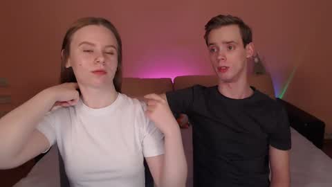 Snapshot of nickandmolly chatting on February 2025 12:59:01 PM nick and molly online show from February 2025 12:59:01 PM