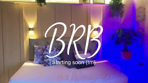 Your baby Nicol  online show from November 2025 01:11:01 PM