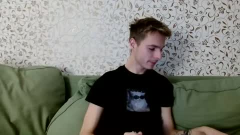 Snapshot of nicksuper8 chatting on December 2024 02:31:02 AM Nick online show from December 2024 02:31:02 AM