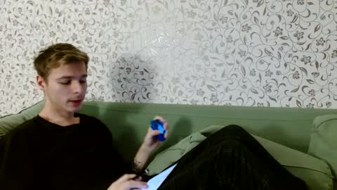 Snapshot of nicksuper8 chatting on December 2024 10:02:02 PM Nick online show from December 2024 10:02:02 PM