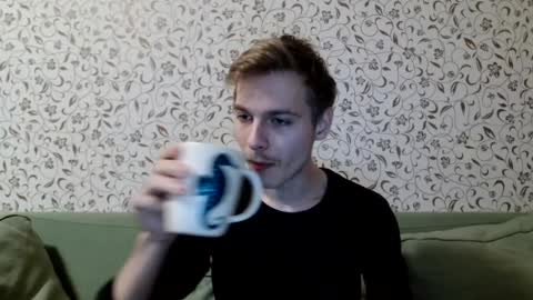 Snapshot of nicksuper8 chatting on December 2024 09:38:01 PM Nick online show from December 2024 09:38:01 PM