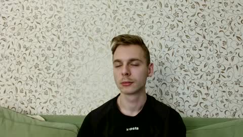 Snapshot of nicksuper8 chatting on March 2025 06:00:01 PM Nick online show from March 2025 06:00:01 PM