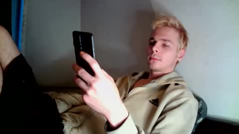 Snapshot of nicksuper8 chatting on November 2025 06:13:01 AM Nick online show from November 2025 06:13:01 AM