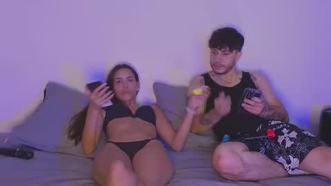 Snapshot of nicky_and_blake chatting on December 2024 01:36:02 AM nicky and blake online show from December 2024 01:36:02 AM