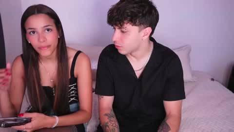 Snapshot of nicky_and_blake chatting on December 2024 07:59:02 PM nicky and blake online show from December 2024 07:59:02 PM