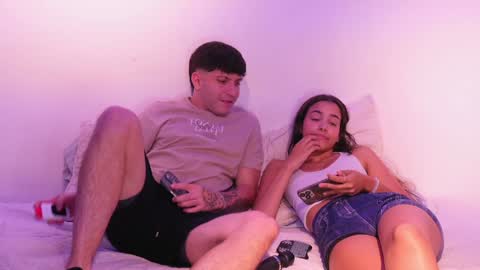 Snapshot of nicky_and_blake chatting on January 2025 10:42:01 PM nicky and blake online show from January 2025 10:42:01 PM