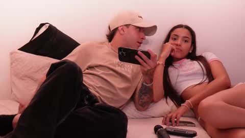 Snapshot of nicky_and_blake chatting on February 2025 12:14:01 AM nicky and blake online show from February 2025 12:14:01 AM