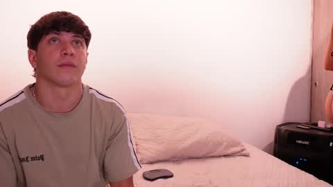 Snapshot of nicky_and_blake chatting on February 2025 12:54:02 AM nicky and blake online show from February 2025 12:54:02 AM