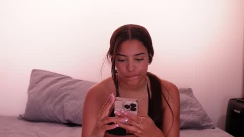 Snapshot of nicky_and_blake chatting on March 2025 08:56:01 PM nicky and blake online show from March 2025 08:56:01 PM