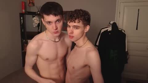 Nicki  Danny online show from November 2025 01:54:02 PM