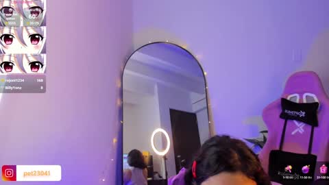 Nicky  online show from December 2024 10:50:02 AM