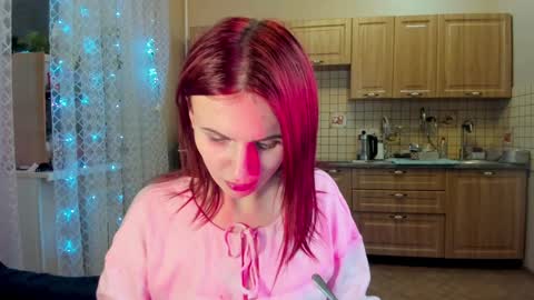 Snapshot of nicky_weekends chatting on December 2024 03:00:02 PM Nicky Weekends online show from December 2024 03:00:02 PM