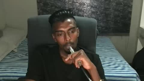 james online show from November 2025 06:28:02 PM