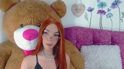 Nicky online show from February 2025 09:03:02 PM