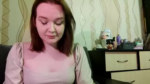 Tess online show from May 2026 09:52:02 PM
