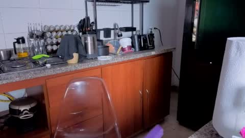 Nicky online show from April 2026 10:37:01 AM