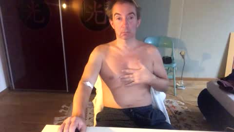 Nico online show from January 2026 03:17:01 PM